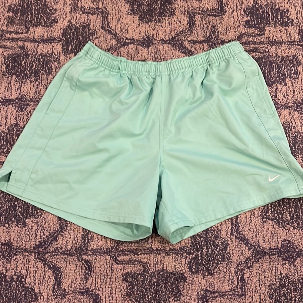 Nike shorts aqua marine large